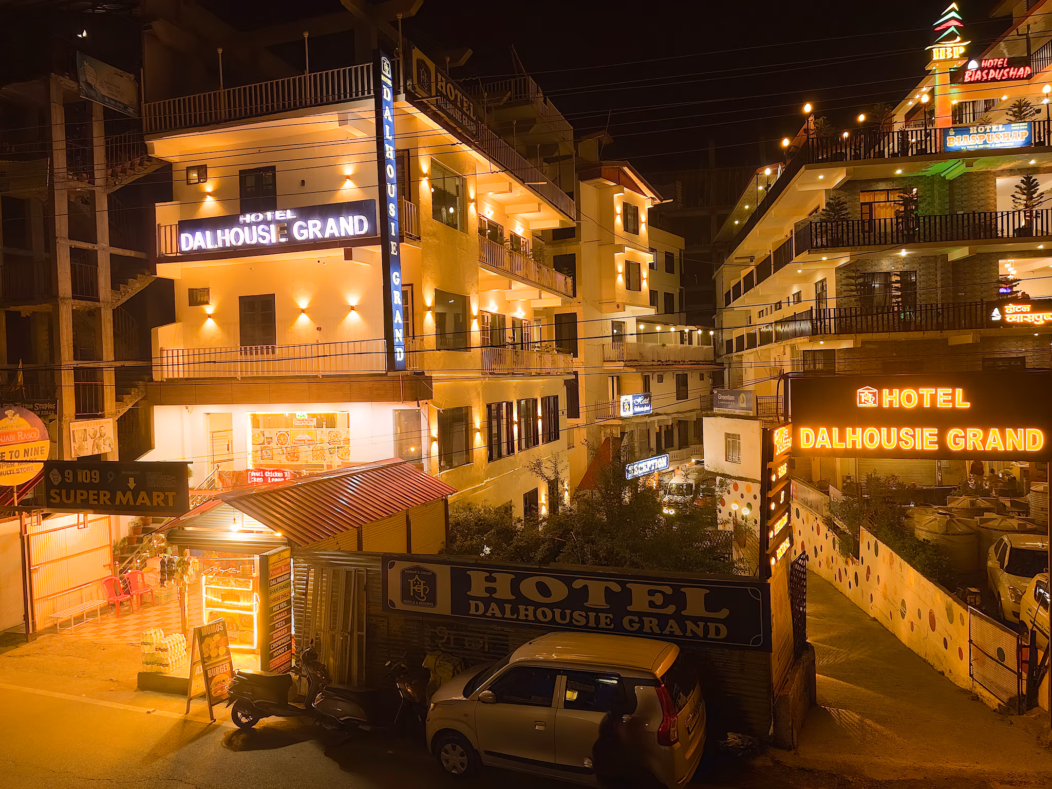 Hotel Dalhousie Grand